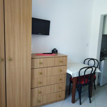 Apartments Melly Zaostrog Habitación foto