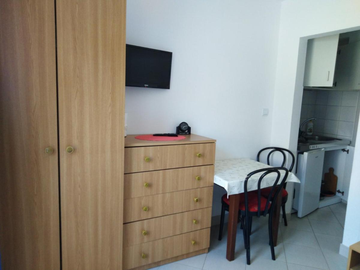Apartments Melly Zaostrog Habitación foto